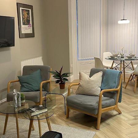 Citygo Apartments Queens Belfast Exteriör bild
